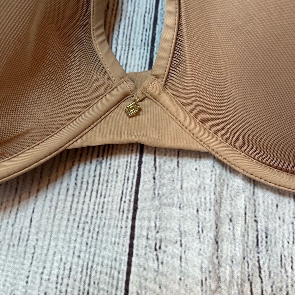 ThirdLove 24/7 Classic Contour Plunge Bra size 38E Tan - Picture 4 of 9